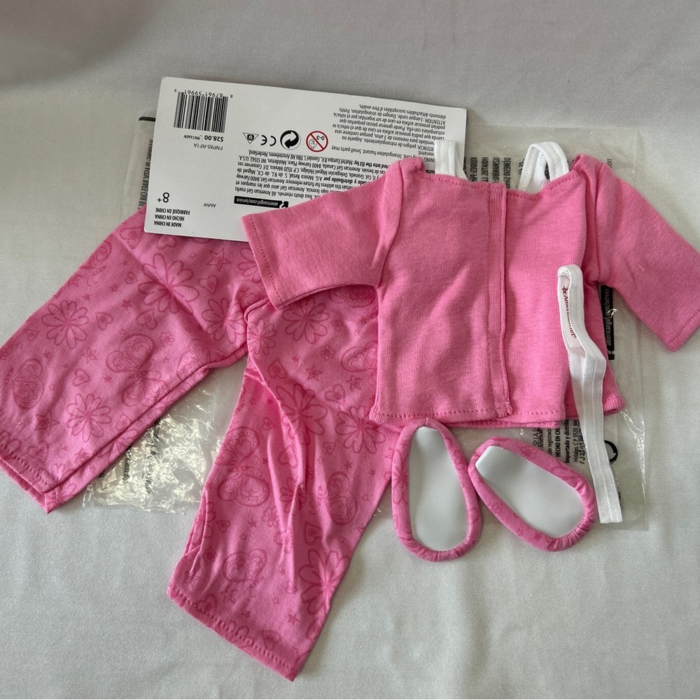 American Girl 18” Doll Pink PJ Set With Sleepers & Hair Tie  NOS NIP - Picture 3 of 14